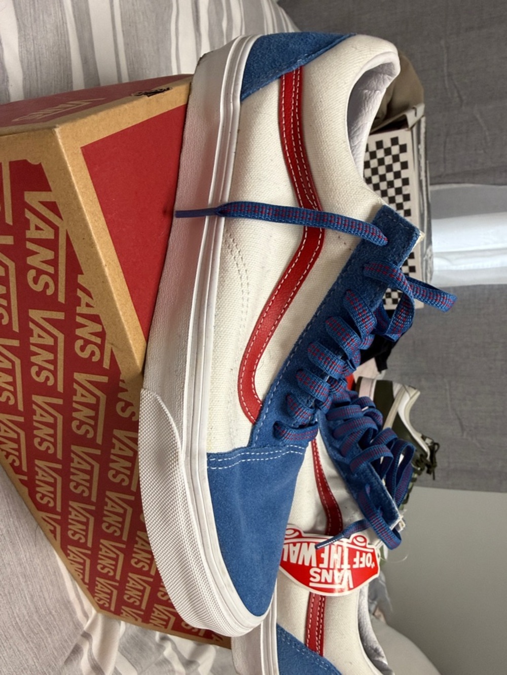 Vans Low Top Sneakers - White, Blue & Red